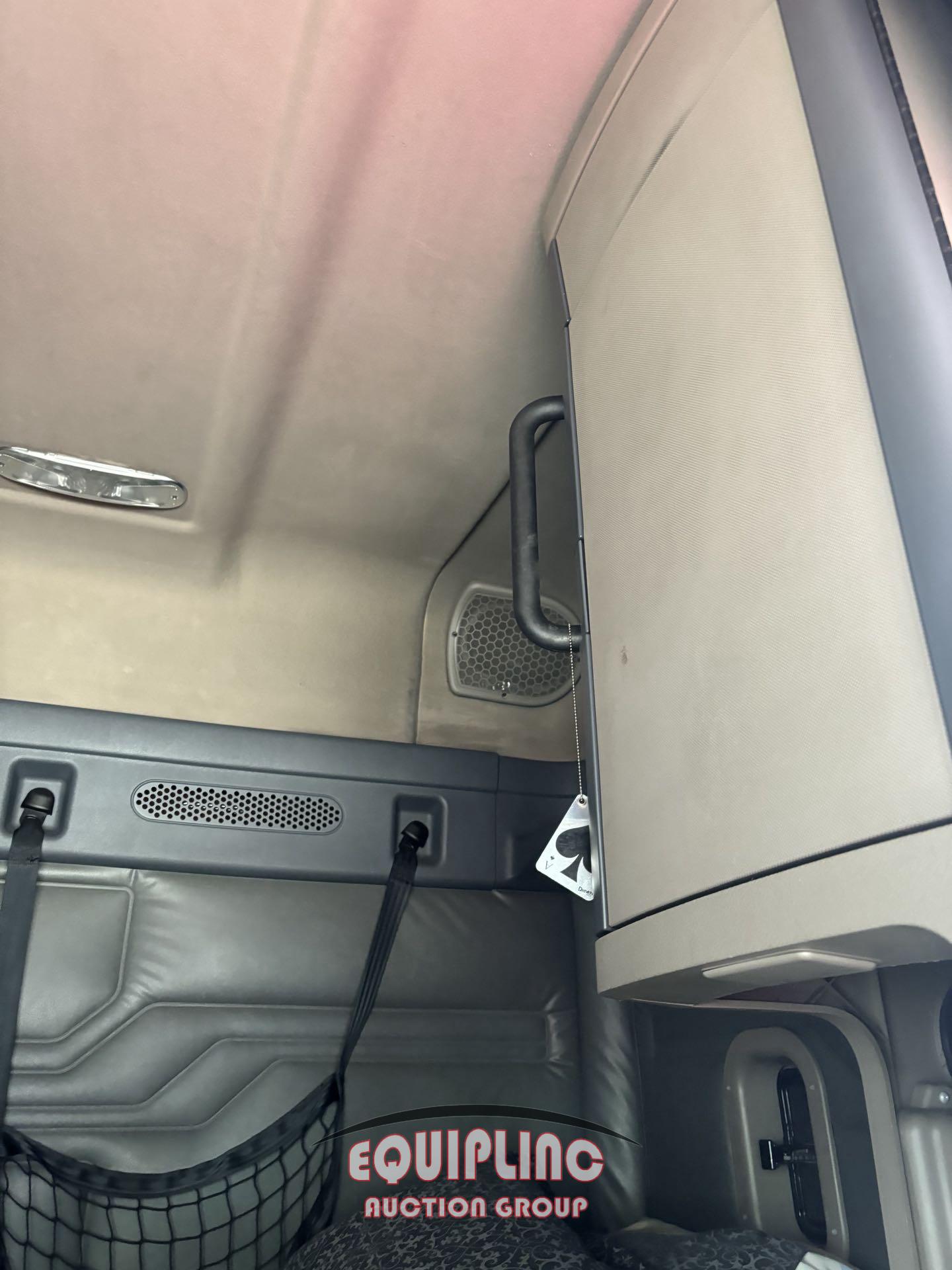 2014 FREIGHTLINER PX113064S TANDEM AXLE SLEEPER
