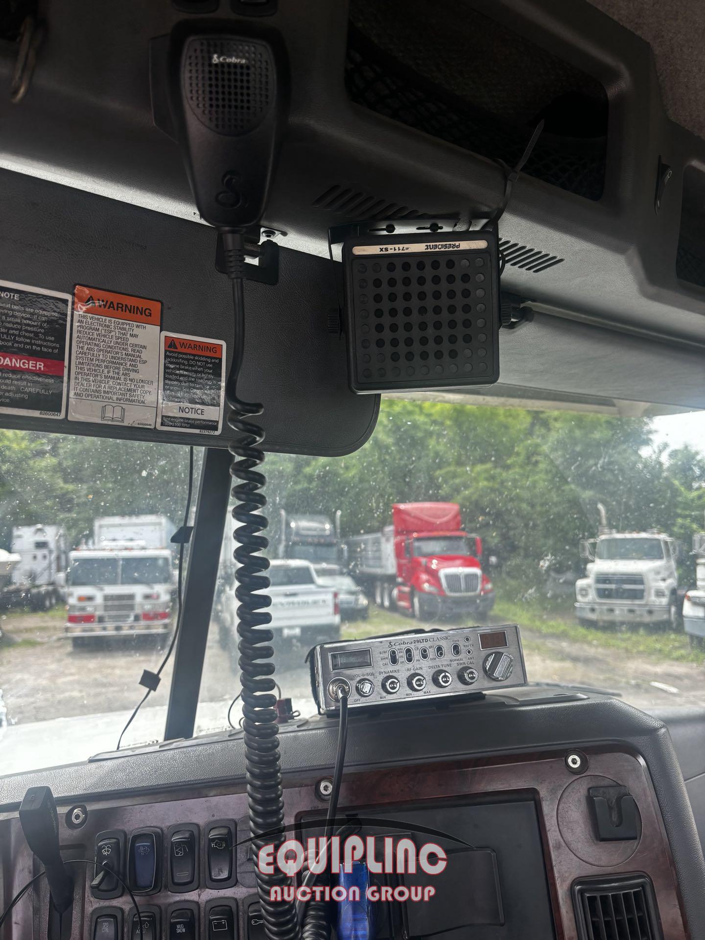 2013 MACK CHU613 6X4 TANDEM AXLE DAY CAB