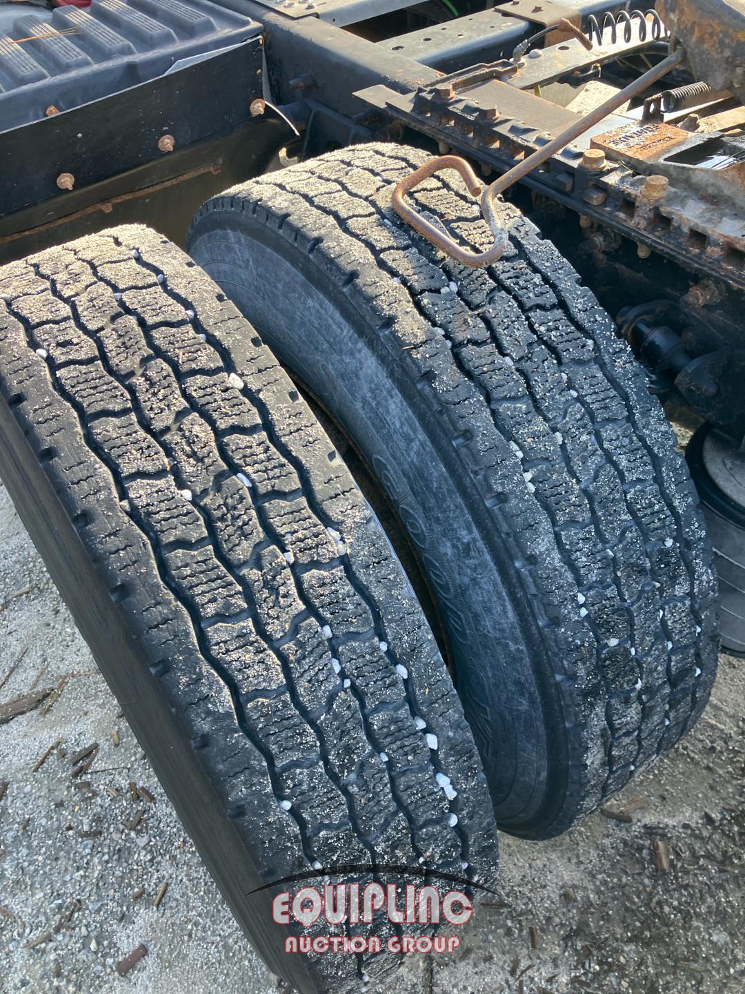 2007 INTERNATIONAL 9200I TANDEM AXLE DAY CAB