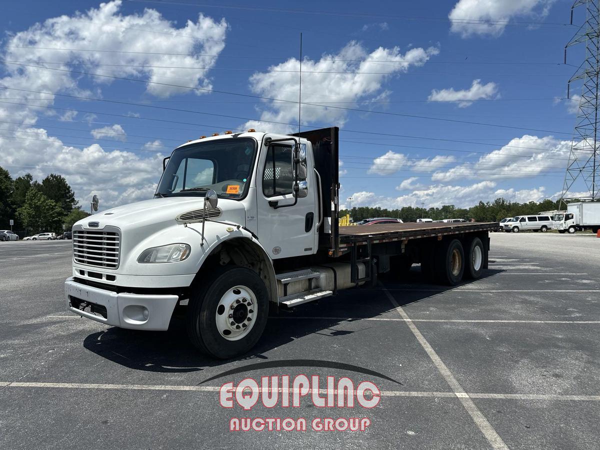 2012 FREIGHTLINER M2 106 24FT FLATBED TRUCK