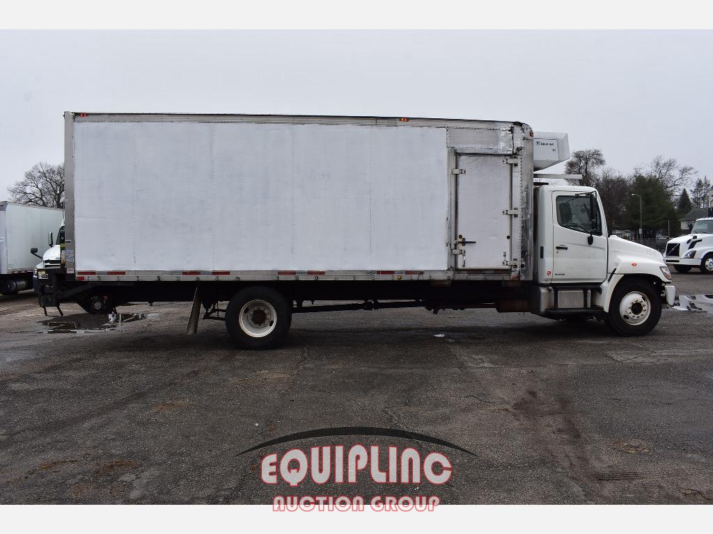 2006 HINO 308 24 FT CDL REQUIRED REEFER BOX