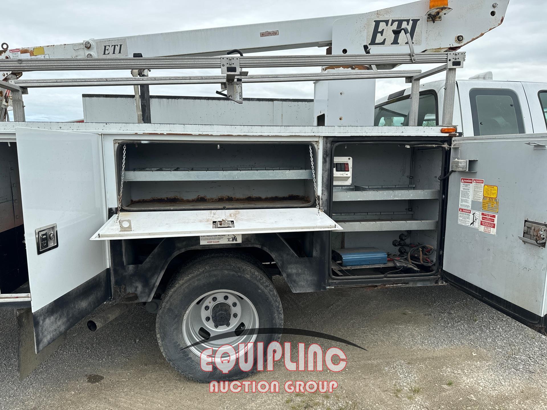 2007 Ford F-350 BUCKET TRUCK