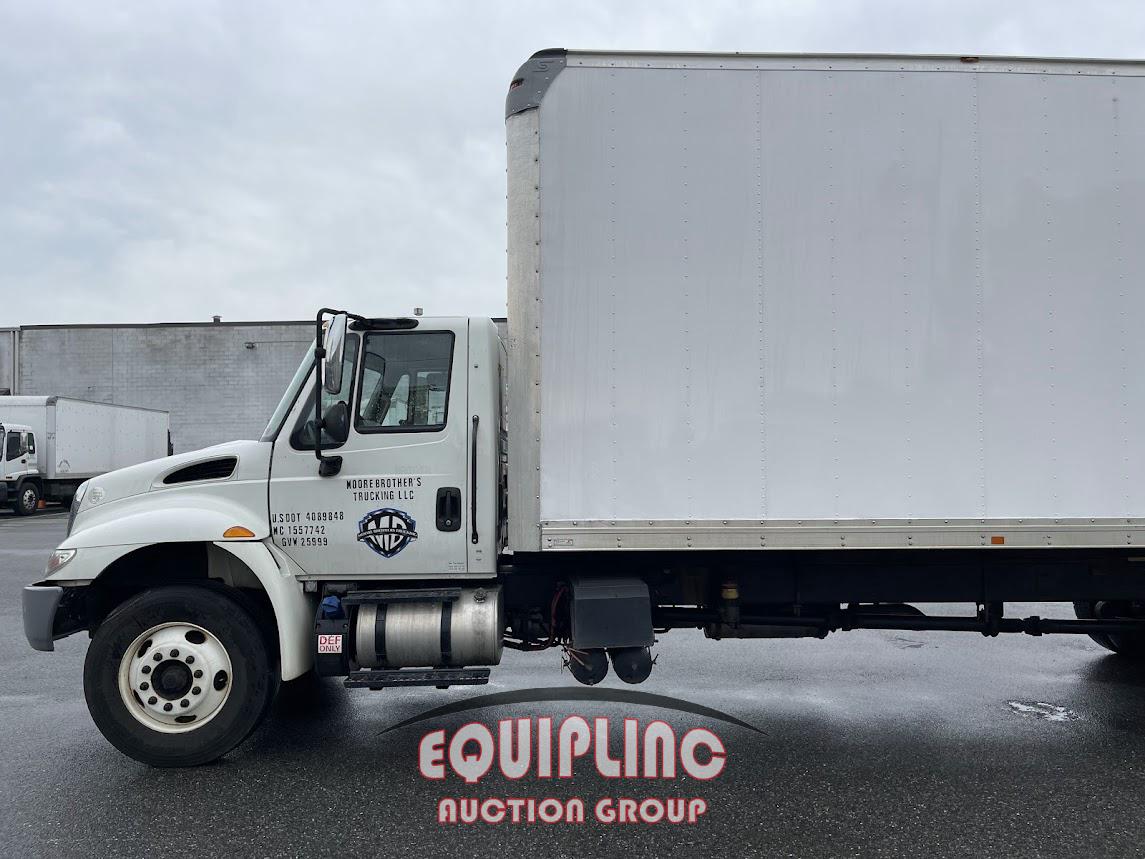 2016 INTERNATIONAL 4300 26FT NON CDL BOX TRUCK