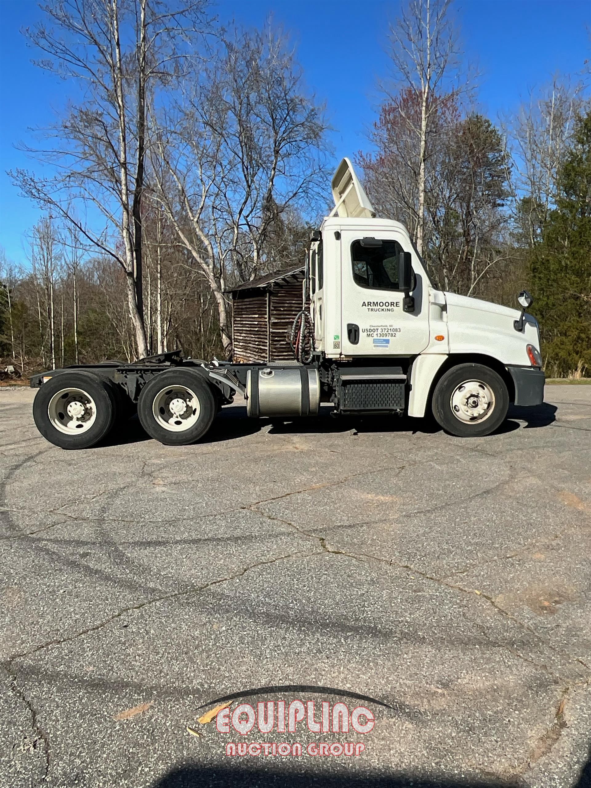 2015 FREIGHTLINER CASCADIA DAY CAB