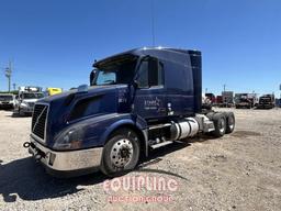 2013 VOLVO VNL630 TANDEM AXLE SLEEPER