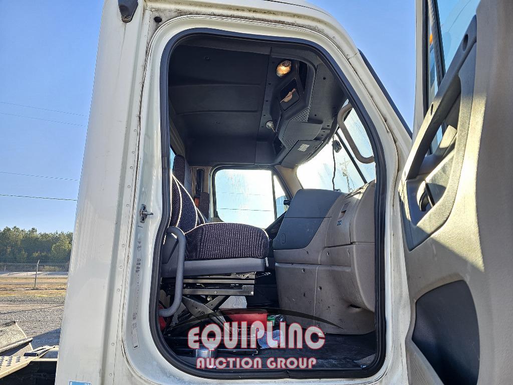 2015 FREIGHTLINER CASCADIA DAY CAB