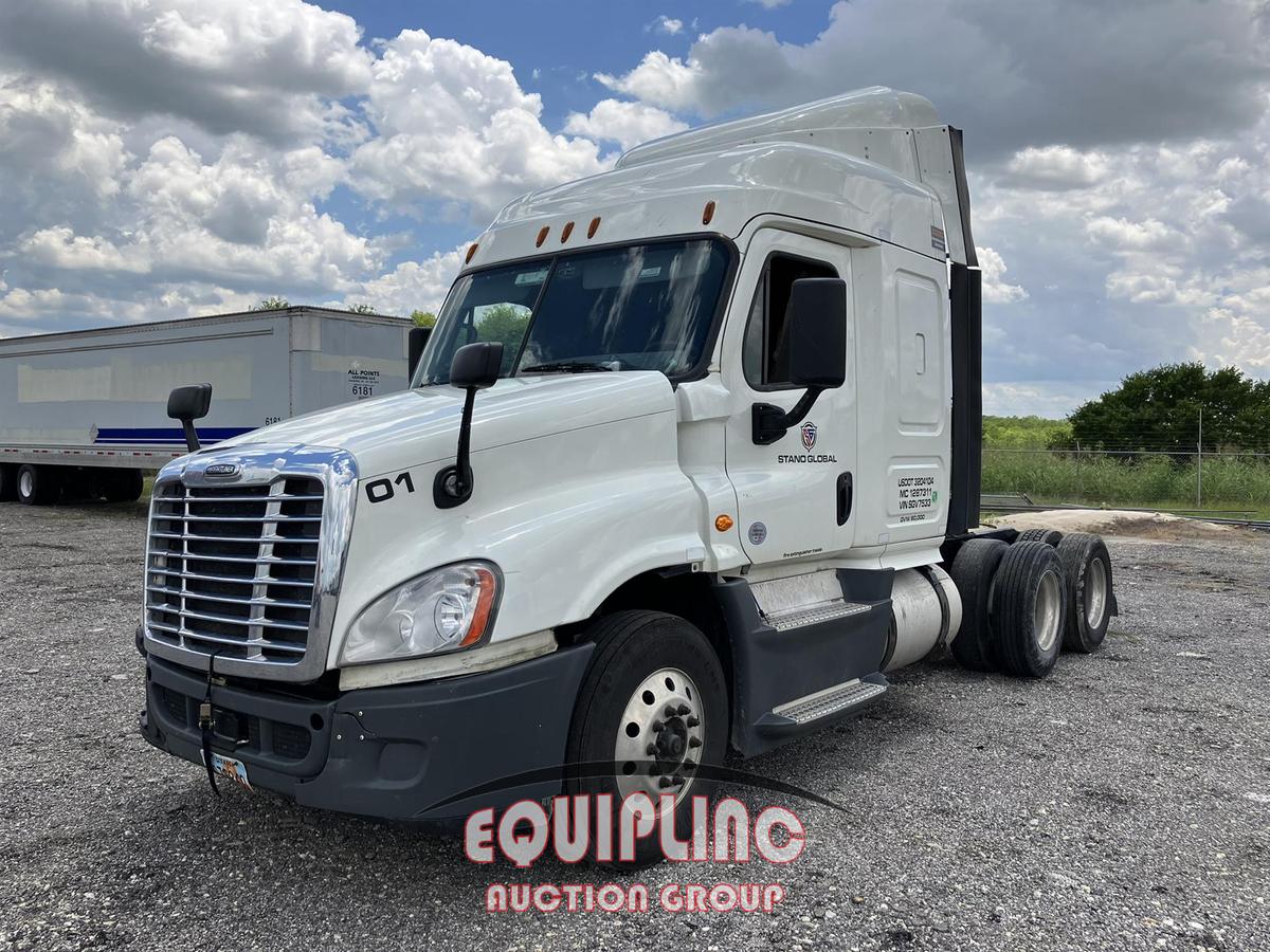 2016 FREIGHTLINER CASCADIA 125 SLEEPER TRUCK