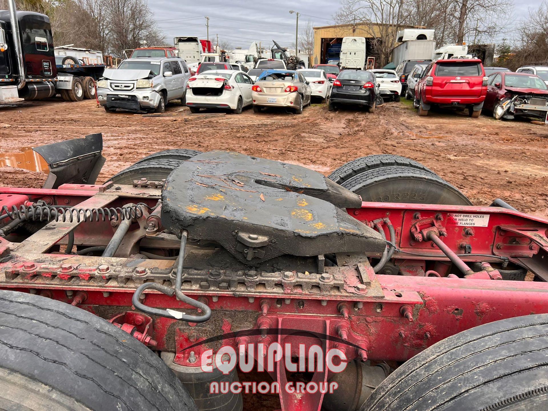 2015 INTERNATIONAL PROSTAR TANDEM AXLE SLEEPER