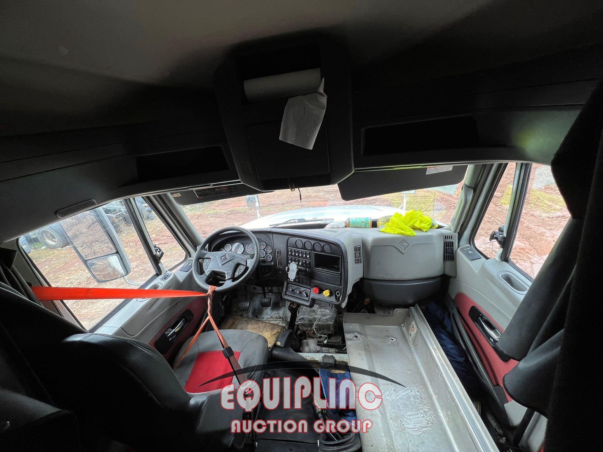 2015 INTERNATIONAL PROSTAR TANDEM AXLE SLEEPER