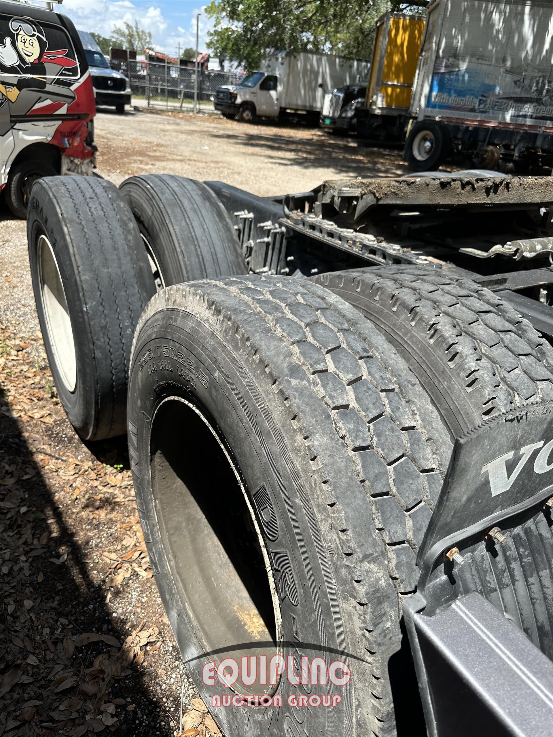 2018 VOLVO VNL780 TANDEM AXLE SLEEPER