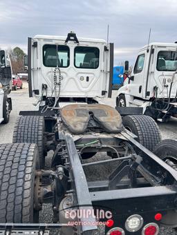 2019 FREIGHTLINER CASCADIA DAY CAB