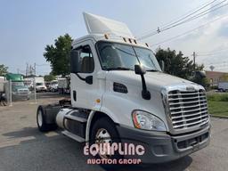 2015 FREIGHTLINER CASCADIA DAY CAB