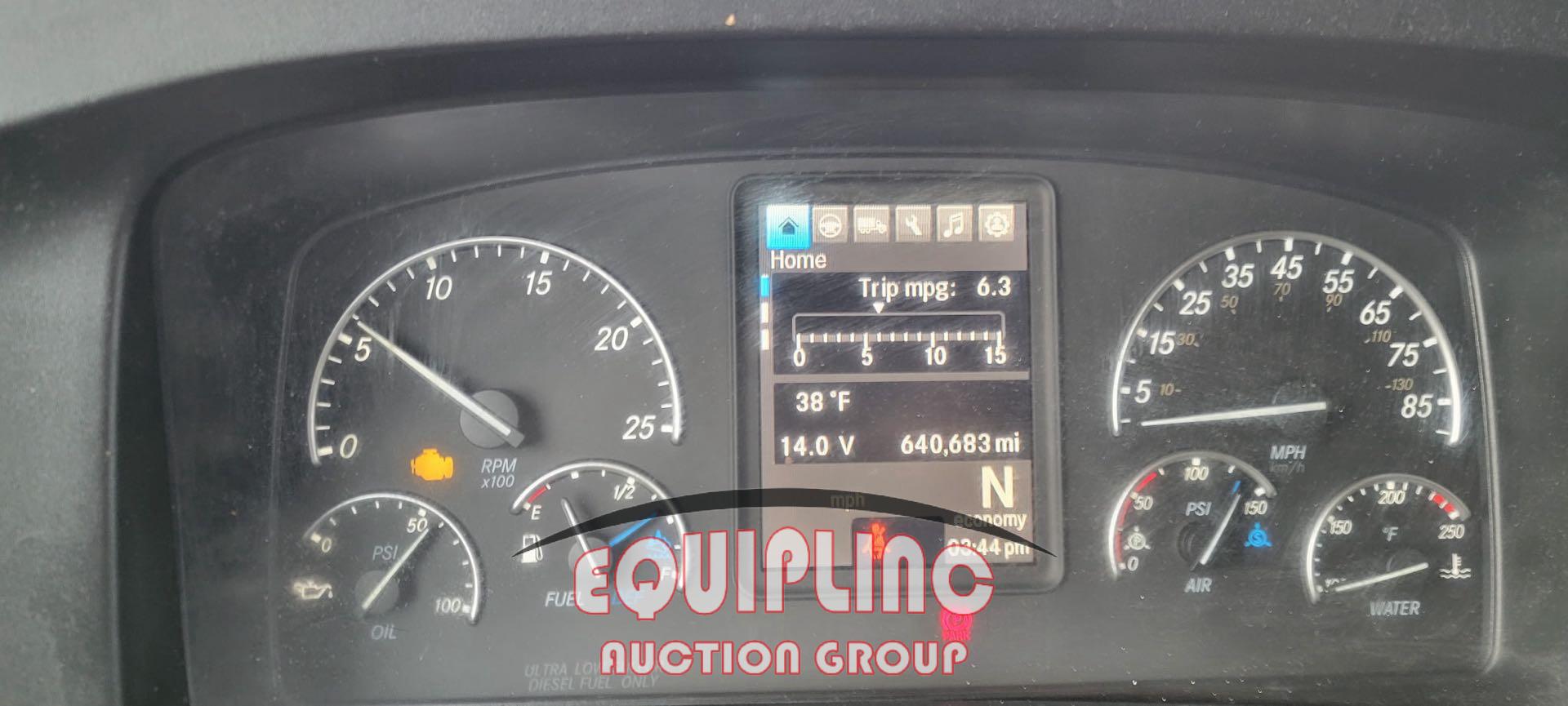 2018 FREIGHTLINER CASCADIA TANDEM AXLE SLEEPER