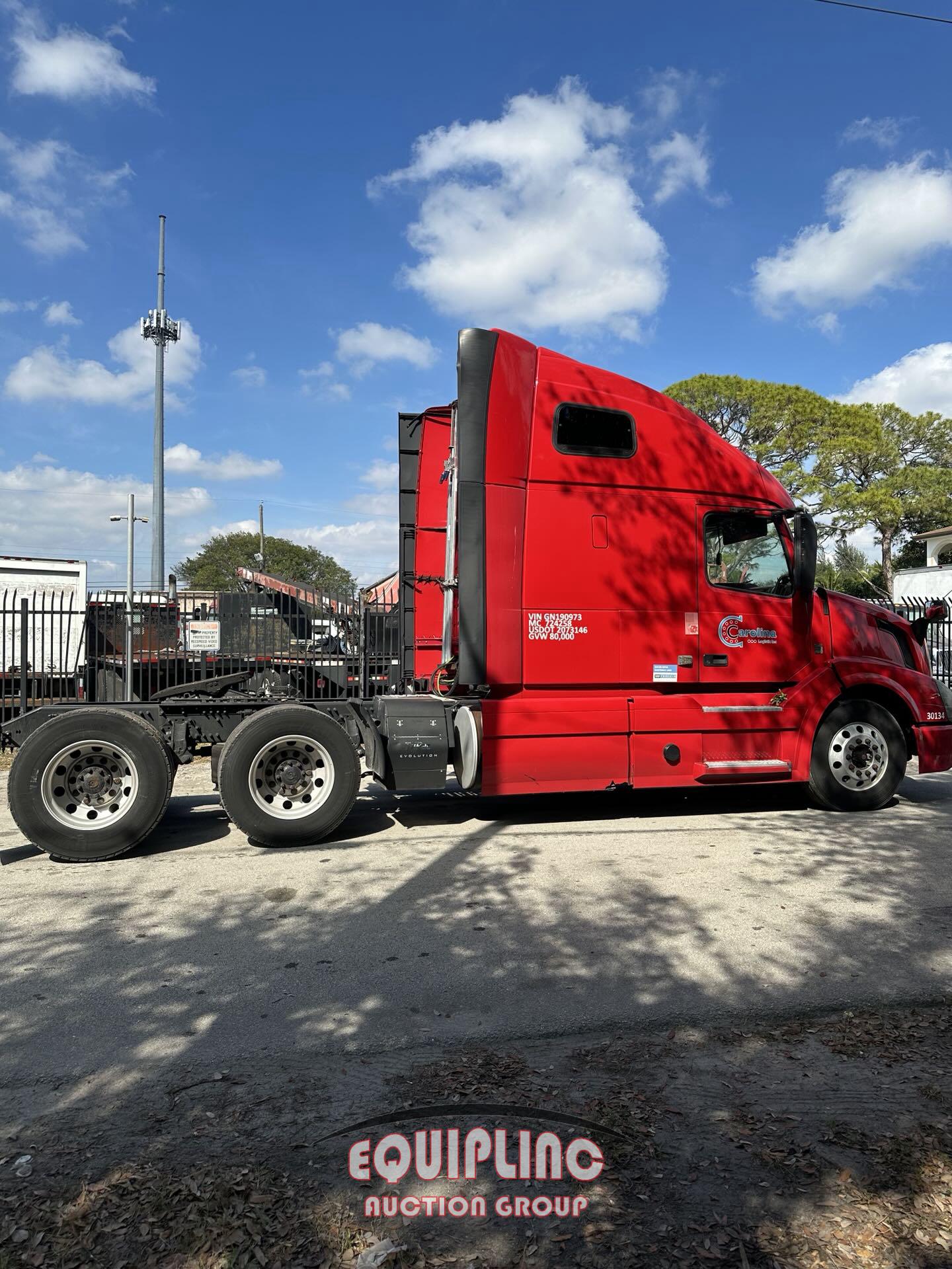 2016 VOLVO VNL TANDEM AXLE SLEEPER