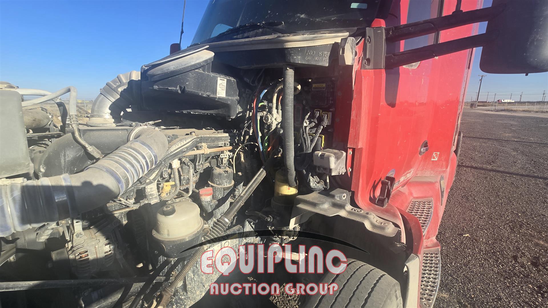 2016 VOLVO VNL TANDEM AXLE SLEEPER