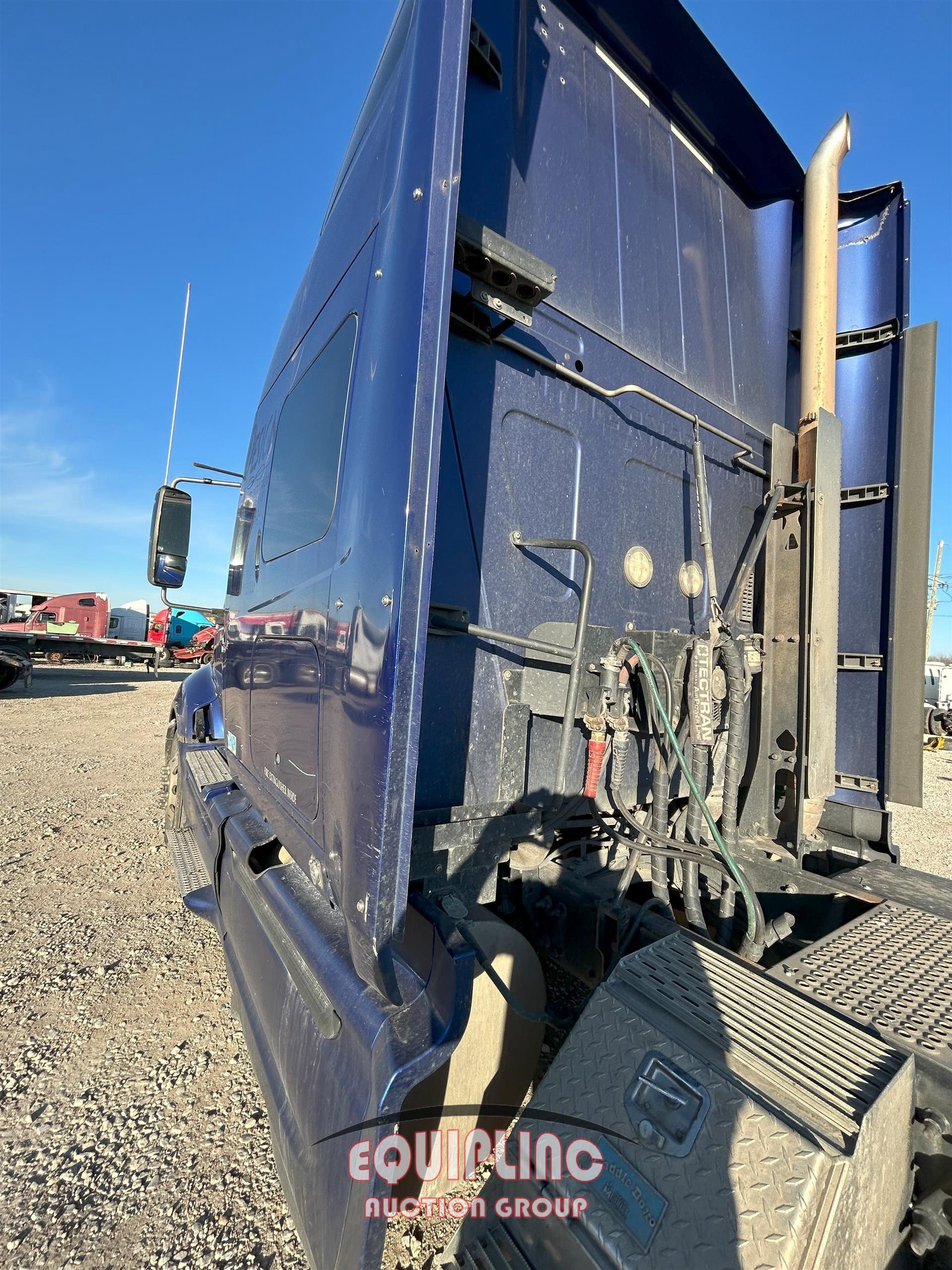 2017 INTERNATIONAL PROSTAR TANDEM AXLE SLEEPER