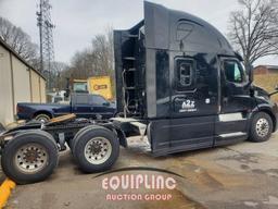 2019 FREIGHTLINER CASCADIA TANDEM AXLE SLEEPER