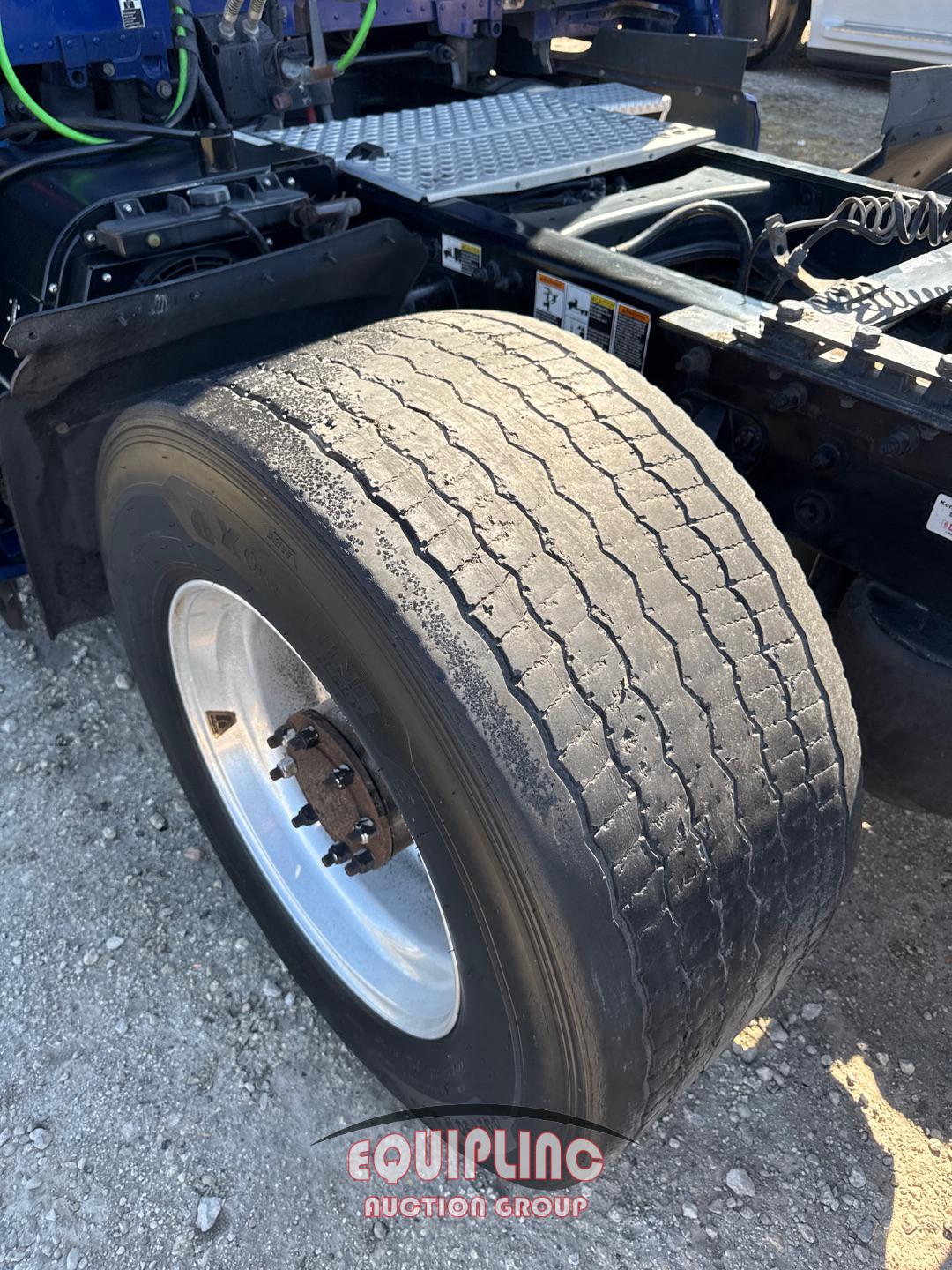 2020 KENWORTH T680 TANDEM AXLE SLEEPER
