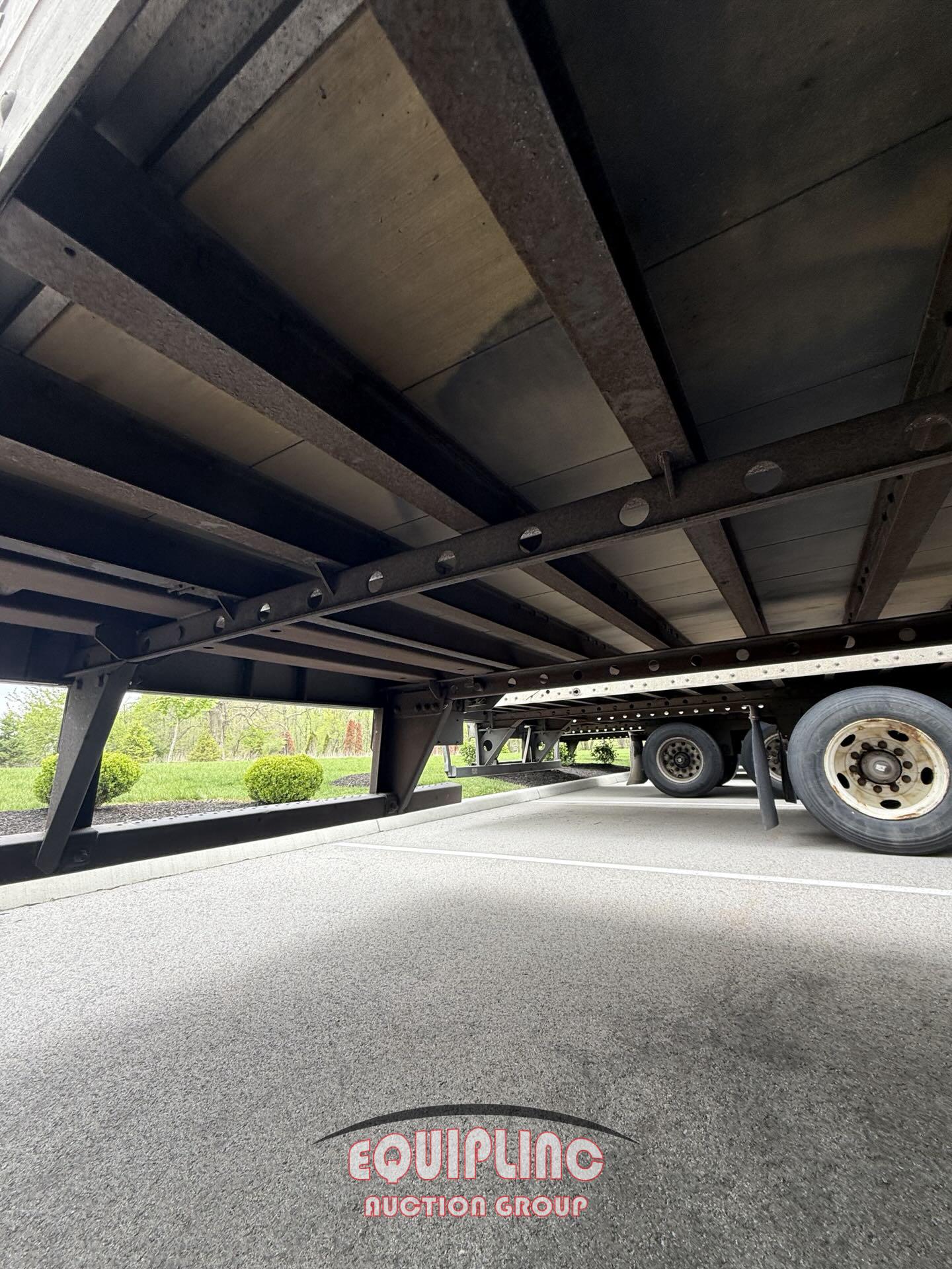 2010 UTILITY 53X102 DRY VAN TRAILER