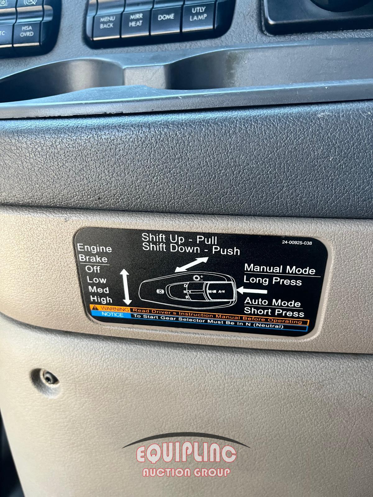 2016 FREIGHTLINER CASCADIA SLEEPER