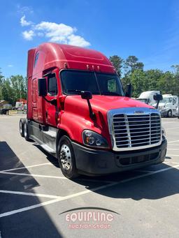 2016 FREIGHTLINER CASCADIA SLEEPER