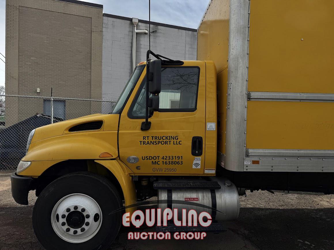 2019 INTERNATIONAL 4300 26FT BOX TRUCK