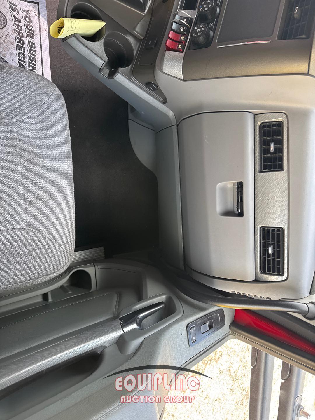 2017 KENWORTH T680 DOUBLE BUNK SLEEPER