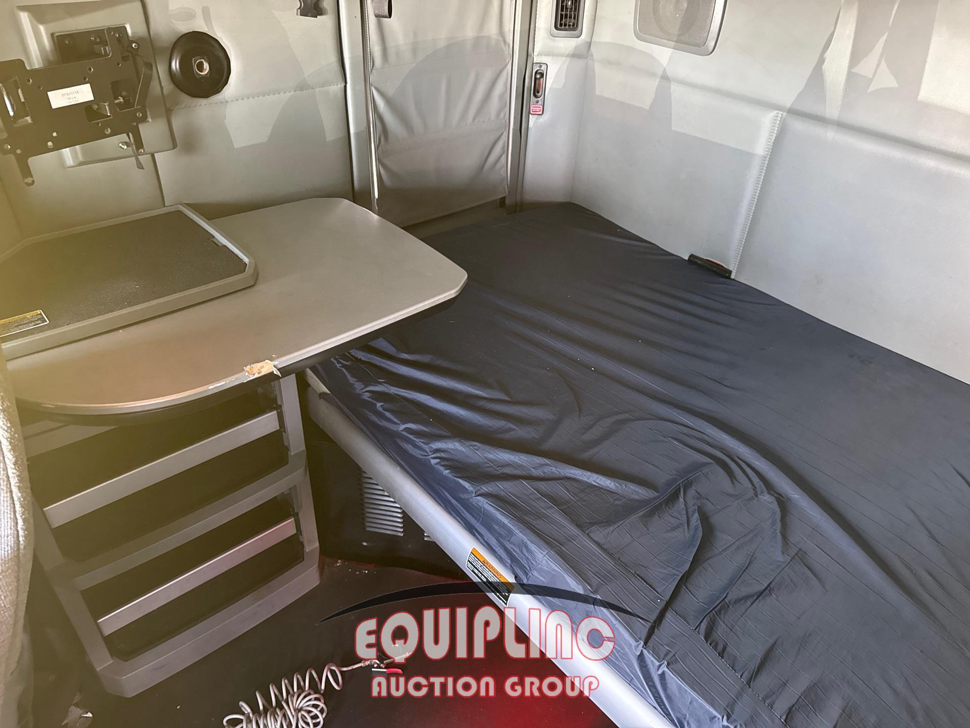2017 KENWORTH T680 DOUBLE BUNK SLEEPER
