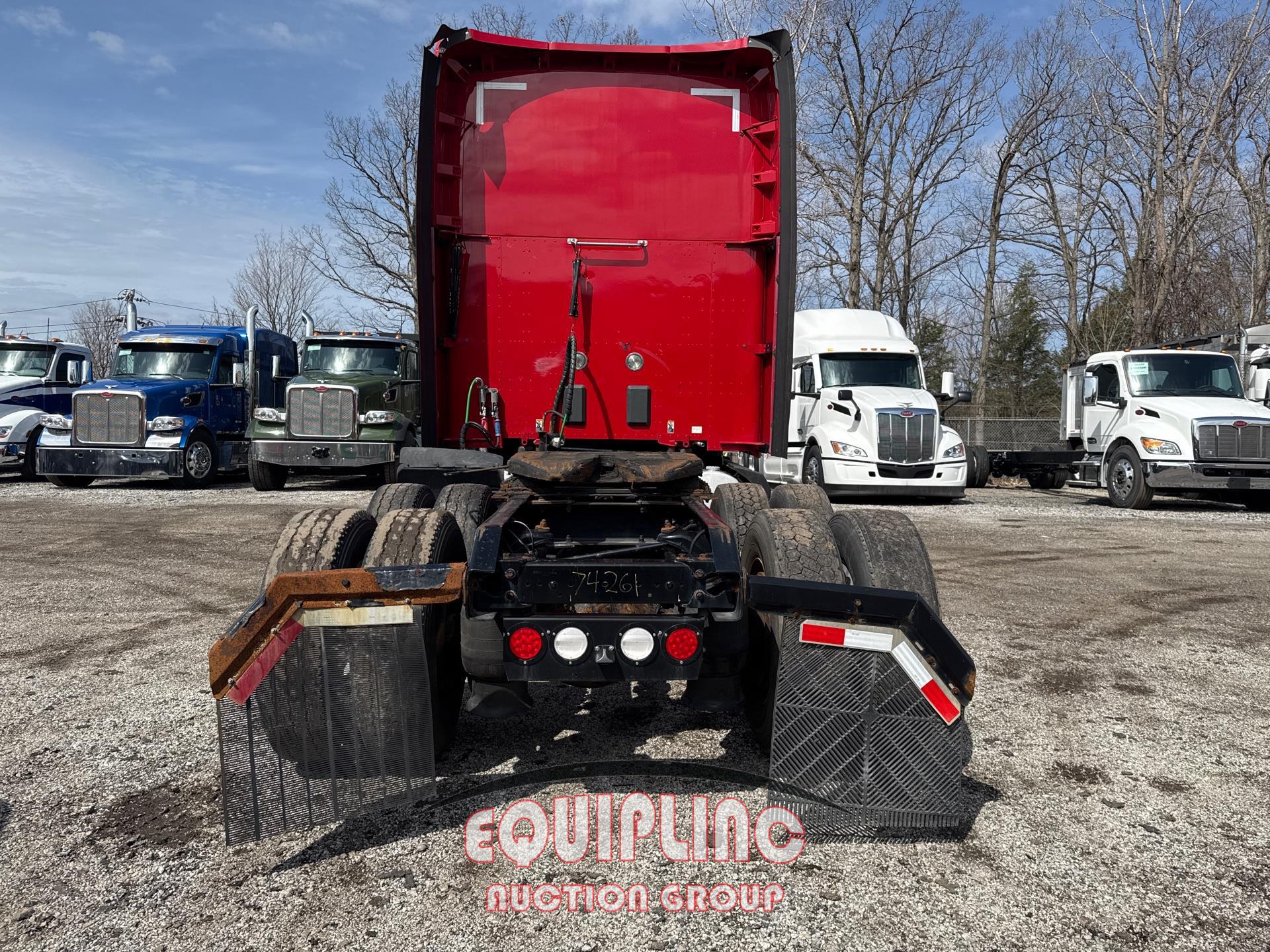 2017 KENWORTH T680 DOUBLE BUNK SLEEPER