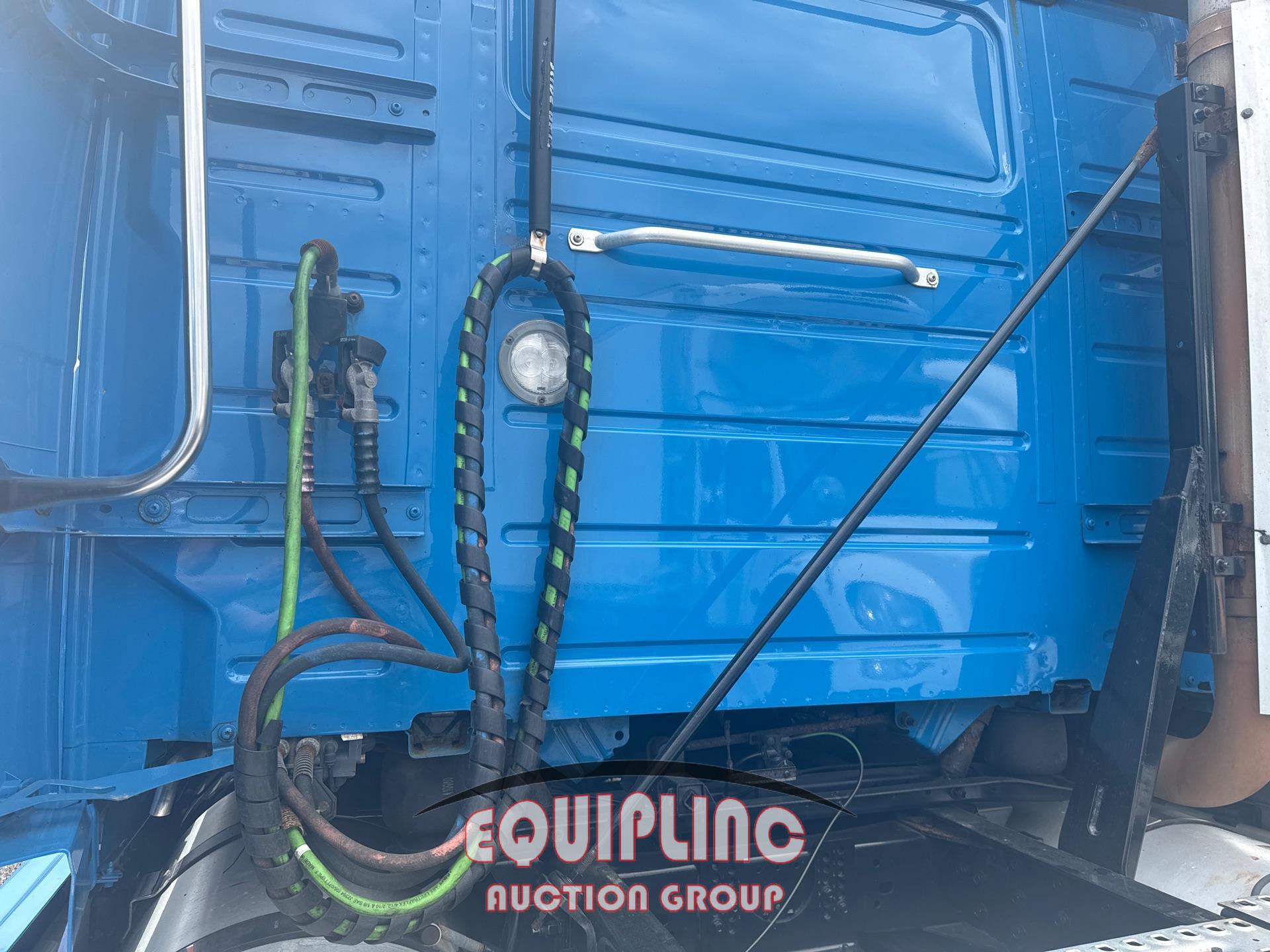 2018 VOLVO VNL 670 DOUBLE BUNK SLEEPER