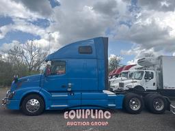 2018 VOLVO VNL 670 DOUBLE BUNK SLEEPER