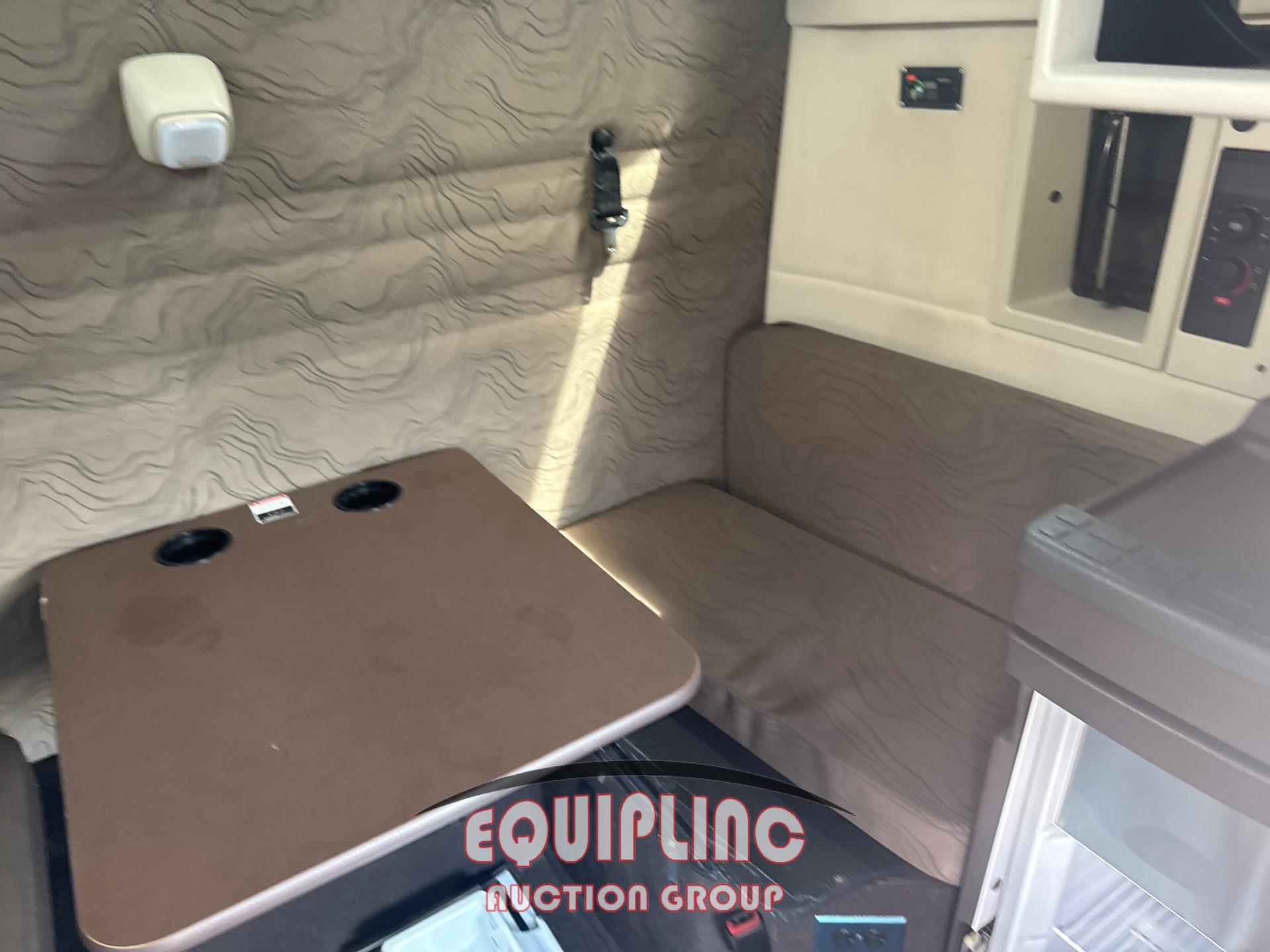 2018 VOLVO VNL 670 DOUBLE BUNK SLEEPER