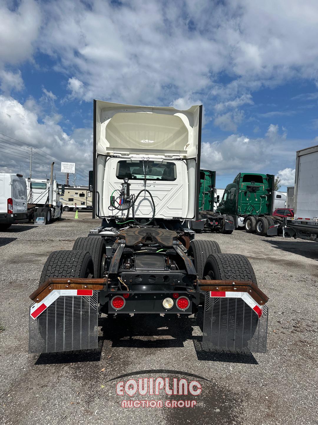 2020 INTERNATIONAL TANDEM AXLE DAY CAB