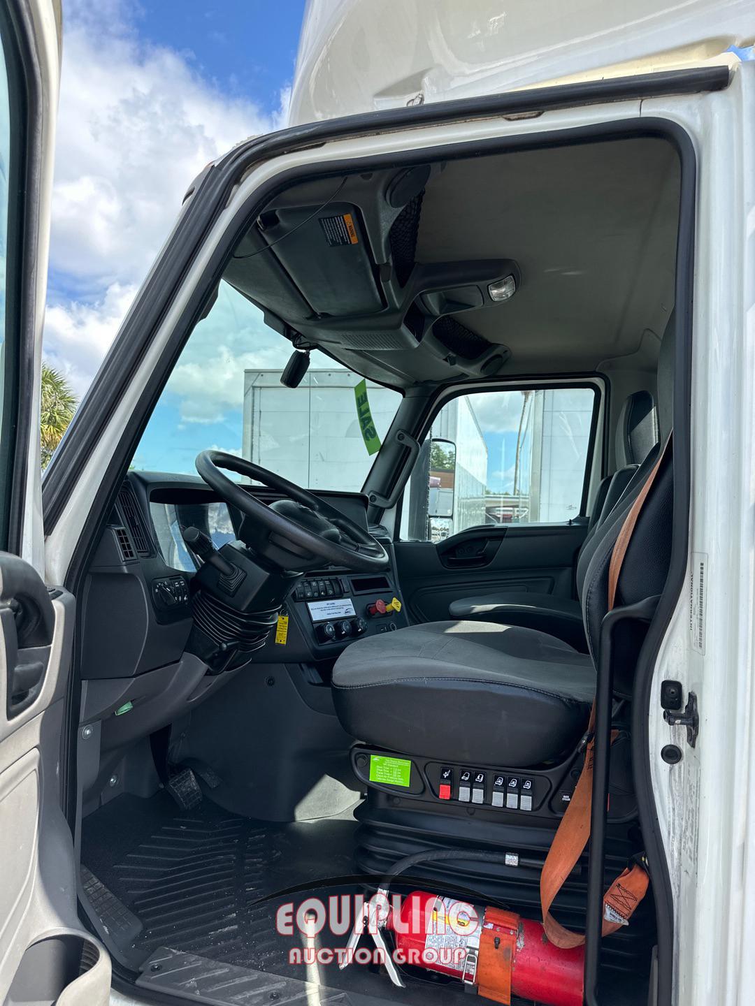 2020 INTERNATIONAL TANDEM AXLE DAY CAB