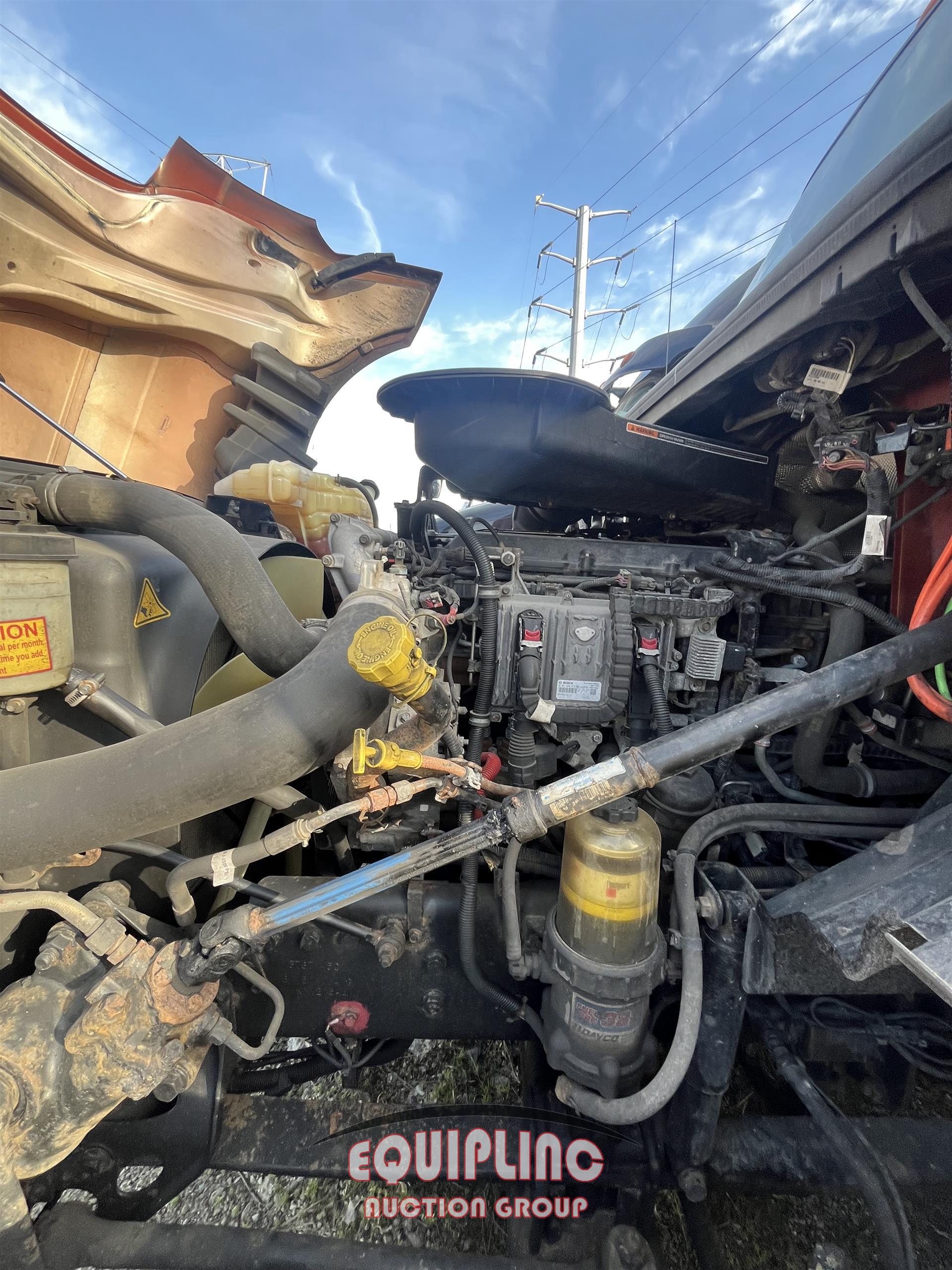 2019 INTERNATIONAL LT625 TANDEM AXLE SLEEPER