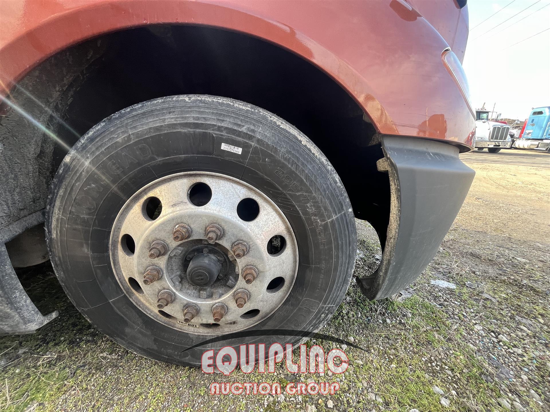 2019 INTERNATIONAL LT625 TANDEM AXLE SLEEPER