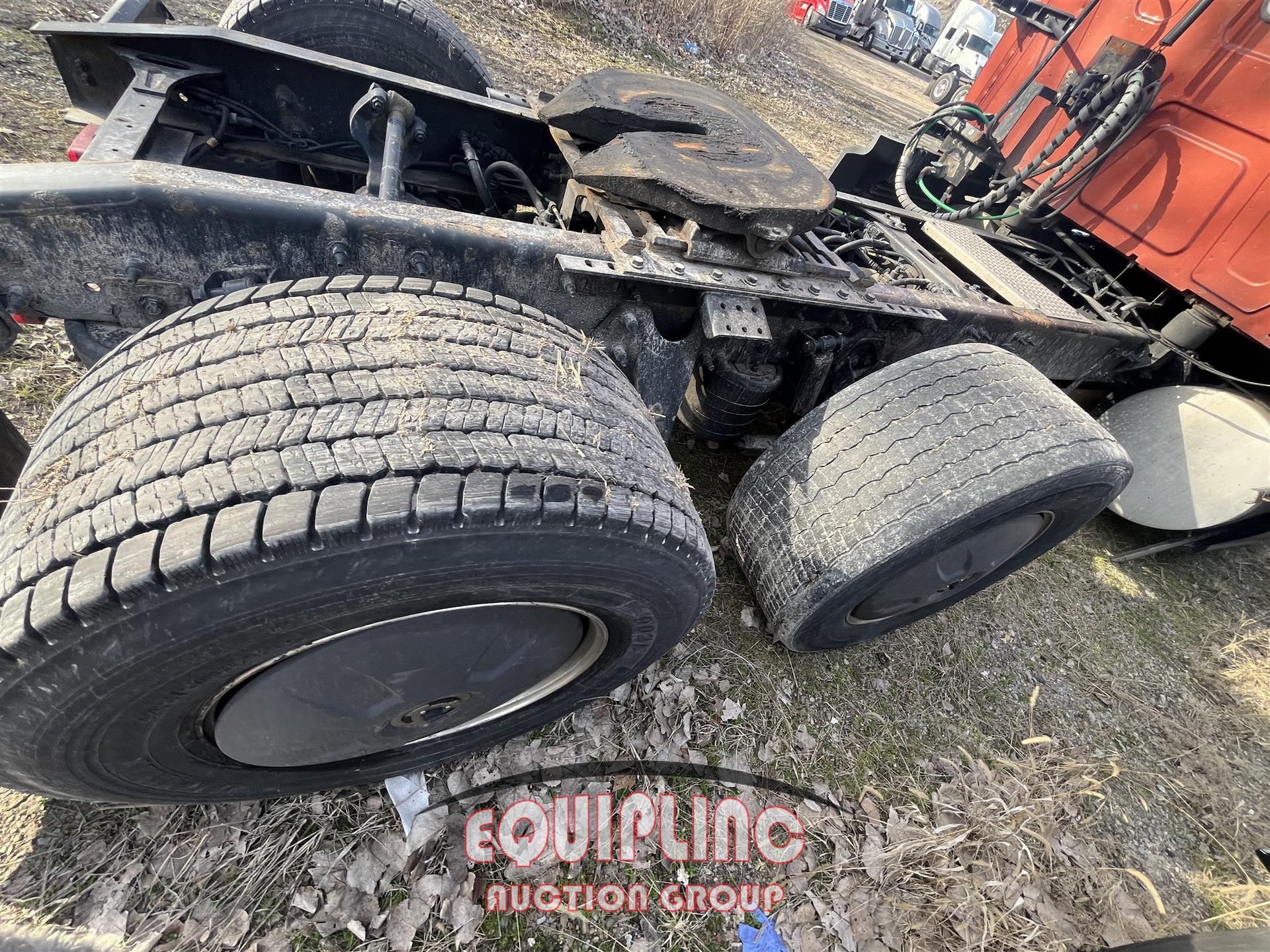 2019 INTERNATIONAL LT625 TANDEM AXLE SLEEPER