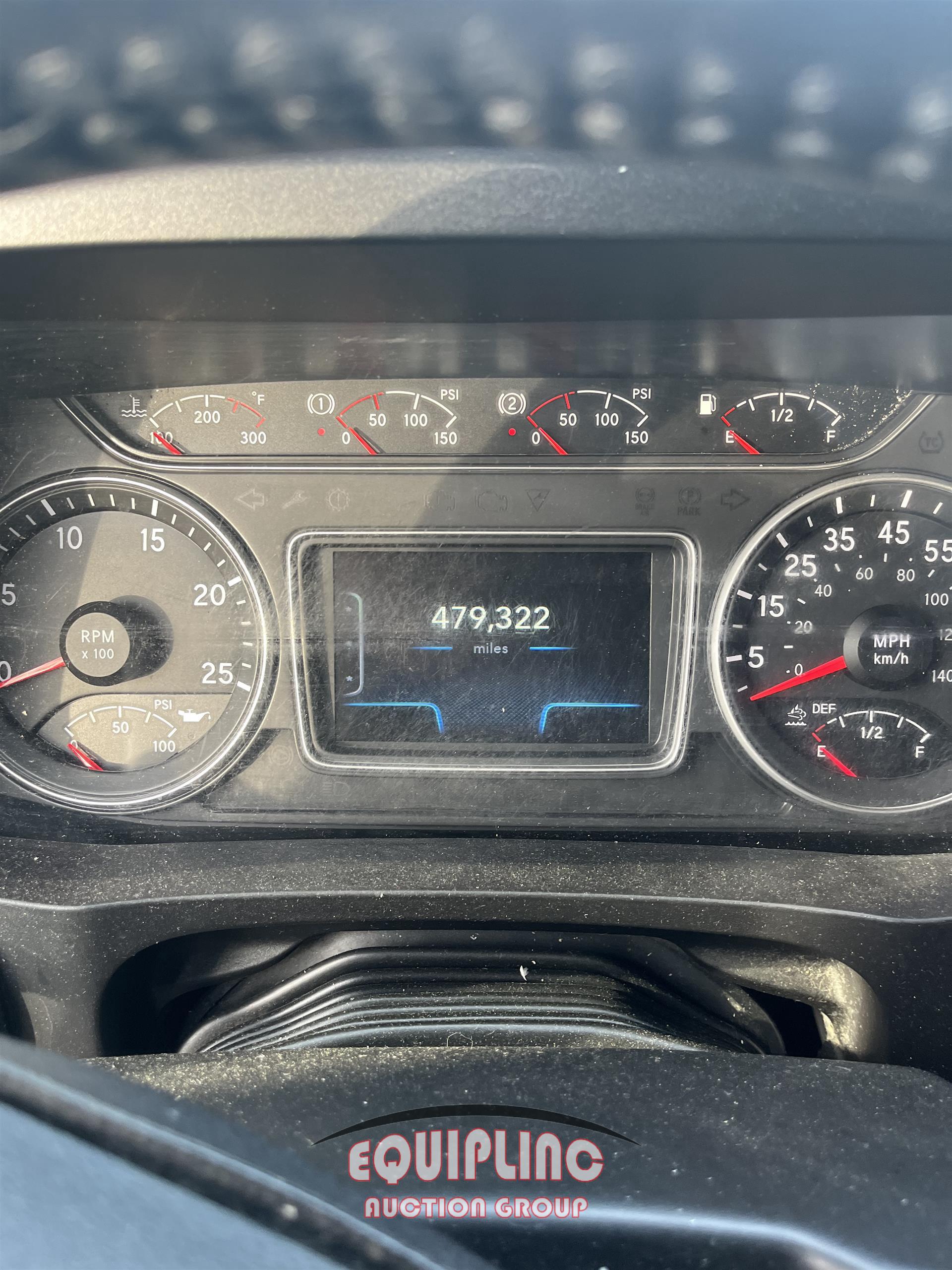 2019 INTERNATIONAL LT625 TANDEM AXLE SLEEPER