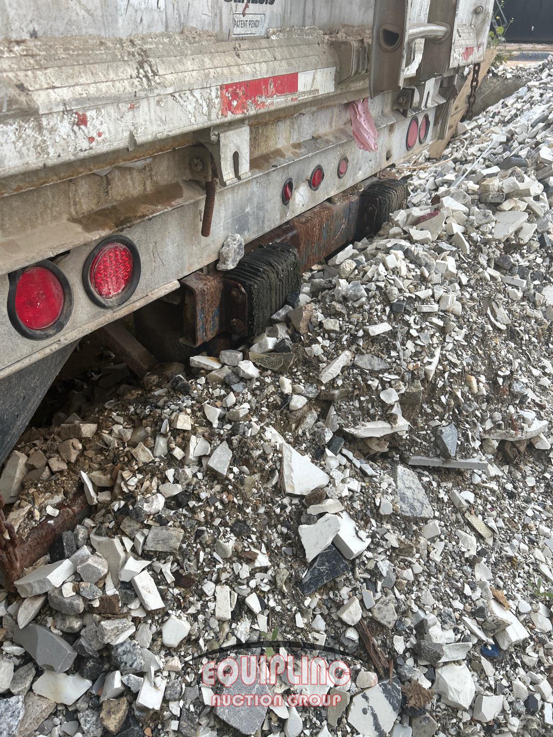 2004 EAST GENESIS TIPPER TRAILER