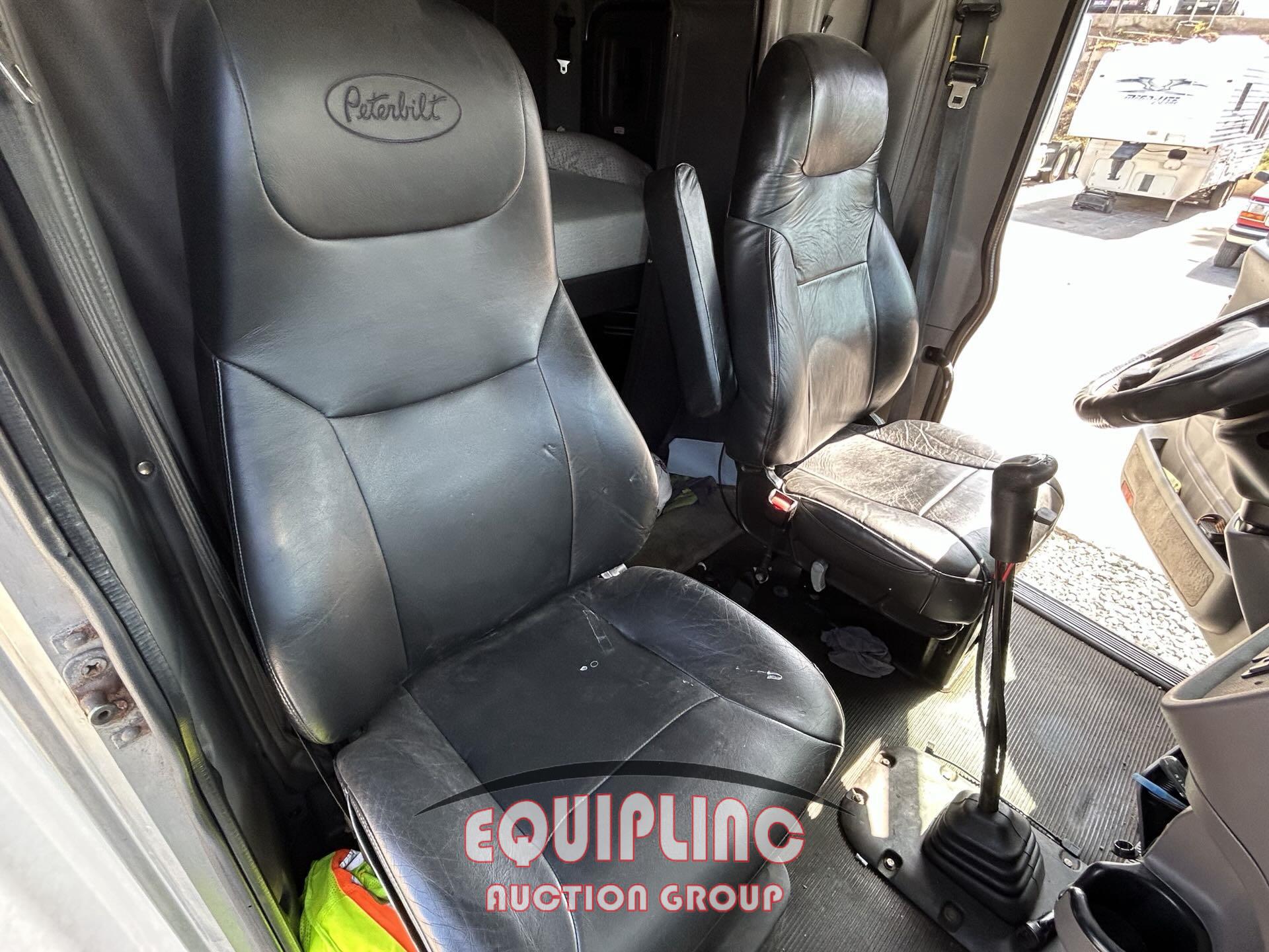 2012 PETERBILT 388 SLEEPER TRUCK