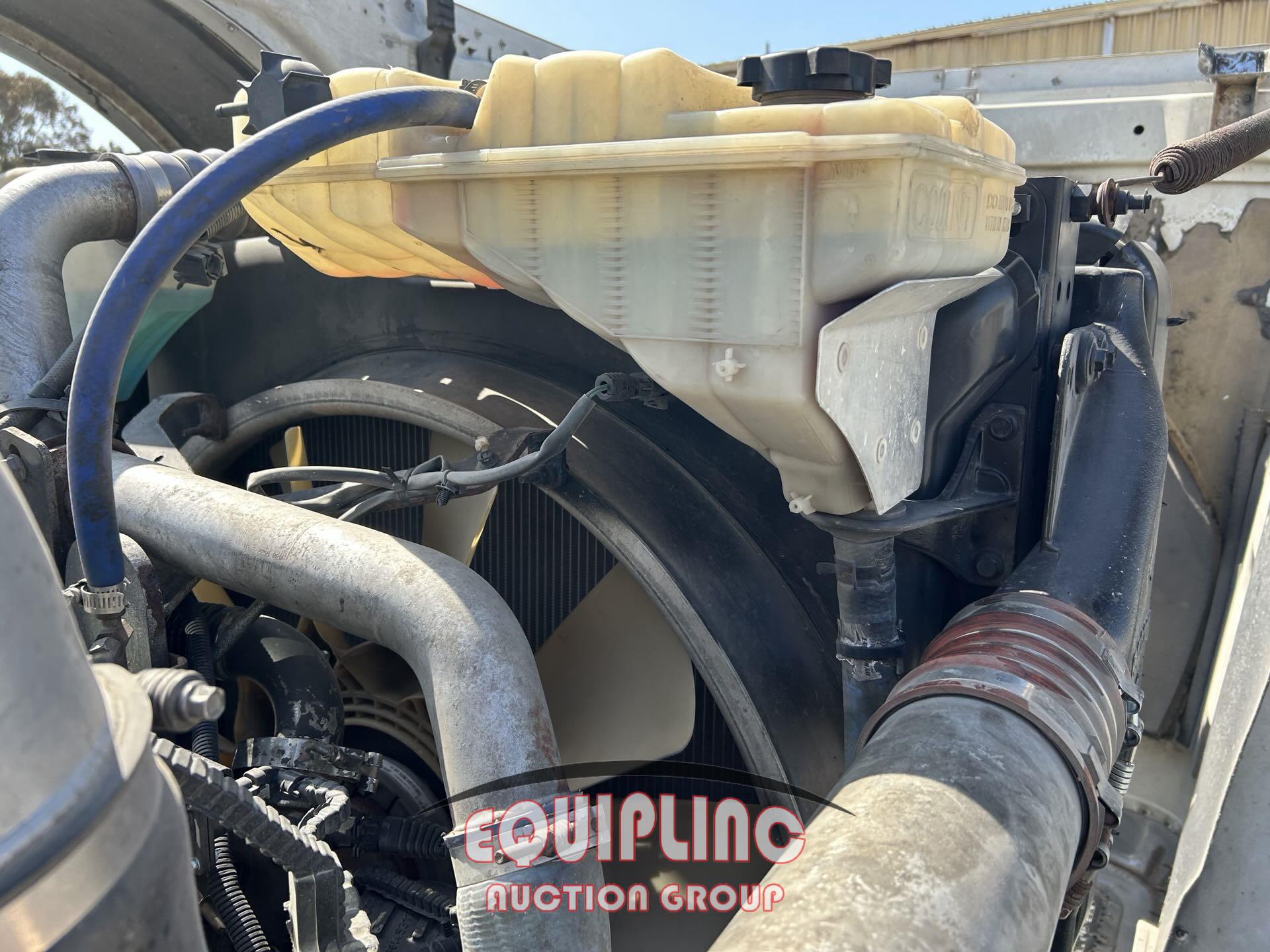 2012 PETERBILT 388 SLEEPER TRUCK
