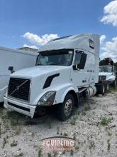 2014 VOLVO VNL 670 SLEEPER