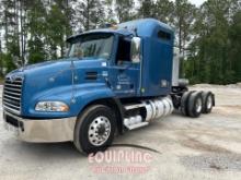 2015 MACK CXU613 TANDEM AXLE SLEEPER TRUCK
