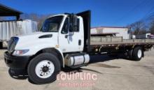 2018 INTERNATIONAL 4300  NON CDL 26FT FLATBED TRUCK