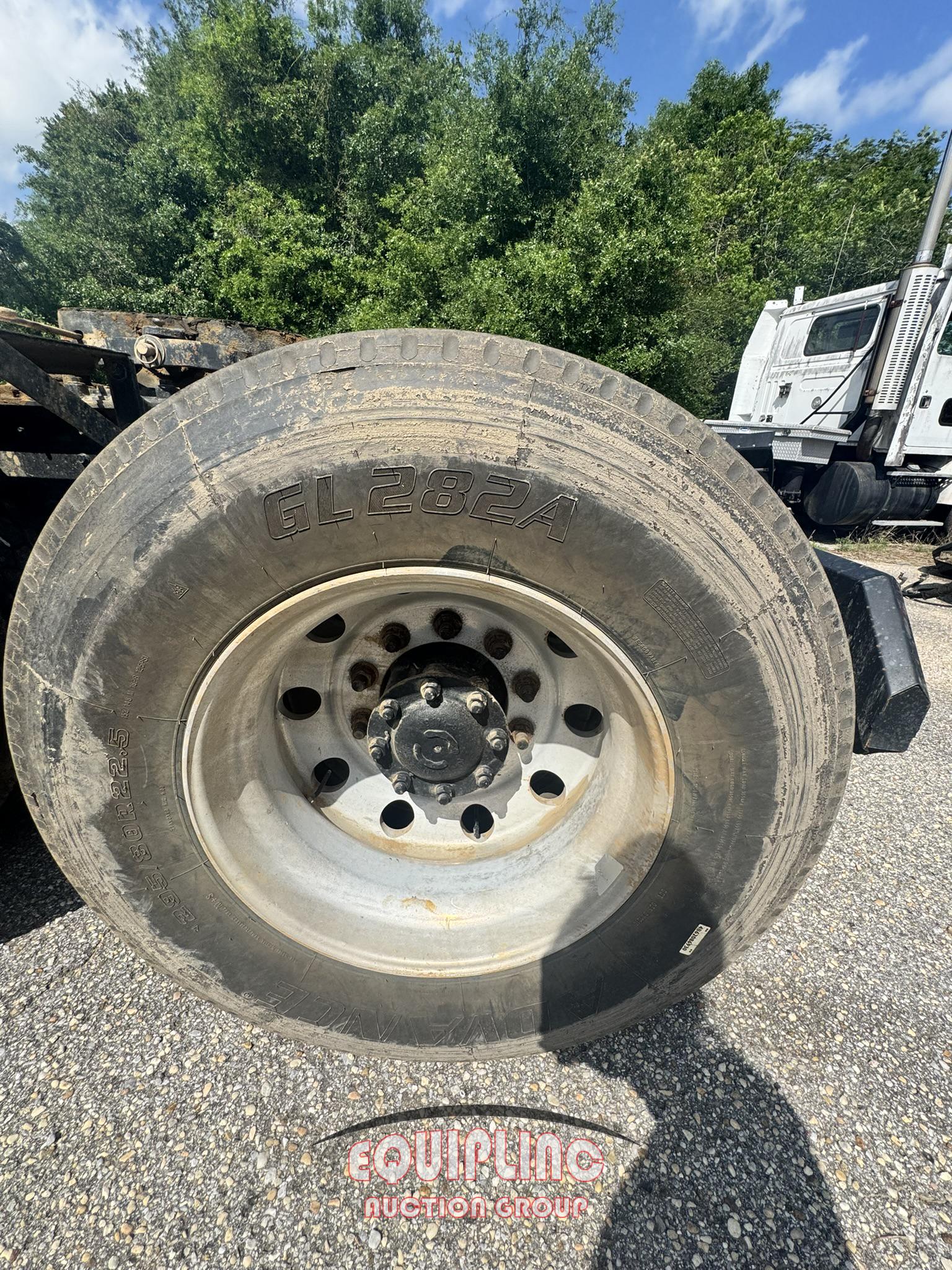 2012 MACK CXU613 TANDEM AXLE DAY CAB