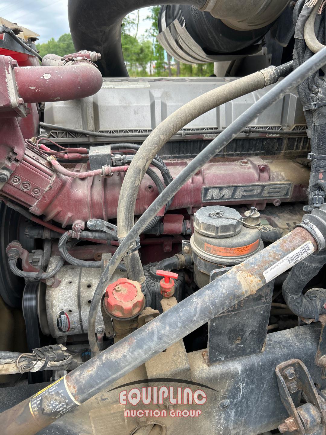 2015 MACK CXU613 TANDEM AXLE SLEEPER TRUCK