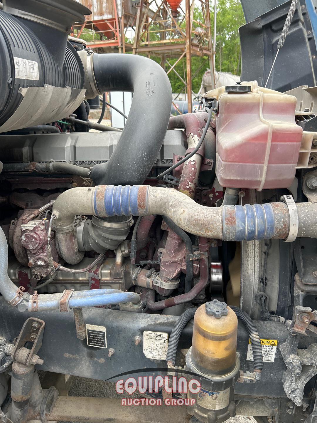 2015 MACK CXU613 TANDEM AXLE SLEEPER TRUCK