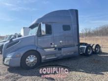 2019 VOLVO VNL HIGH ROOF SLEEPER