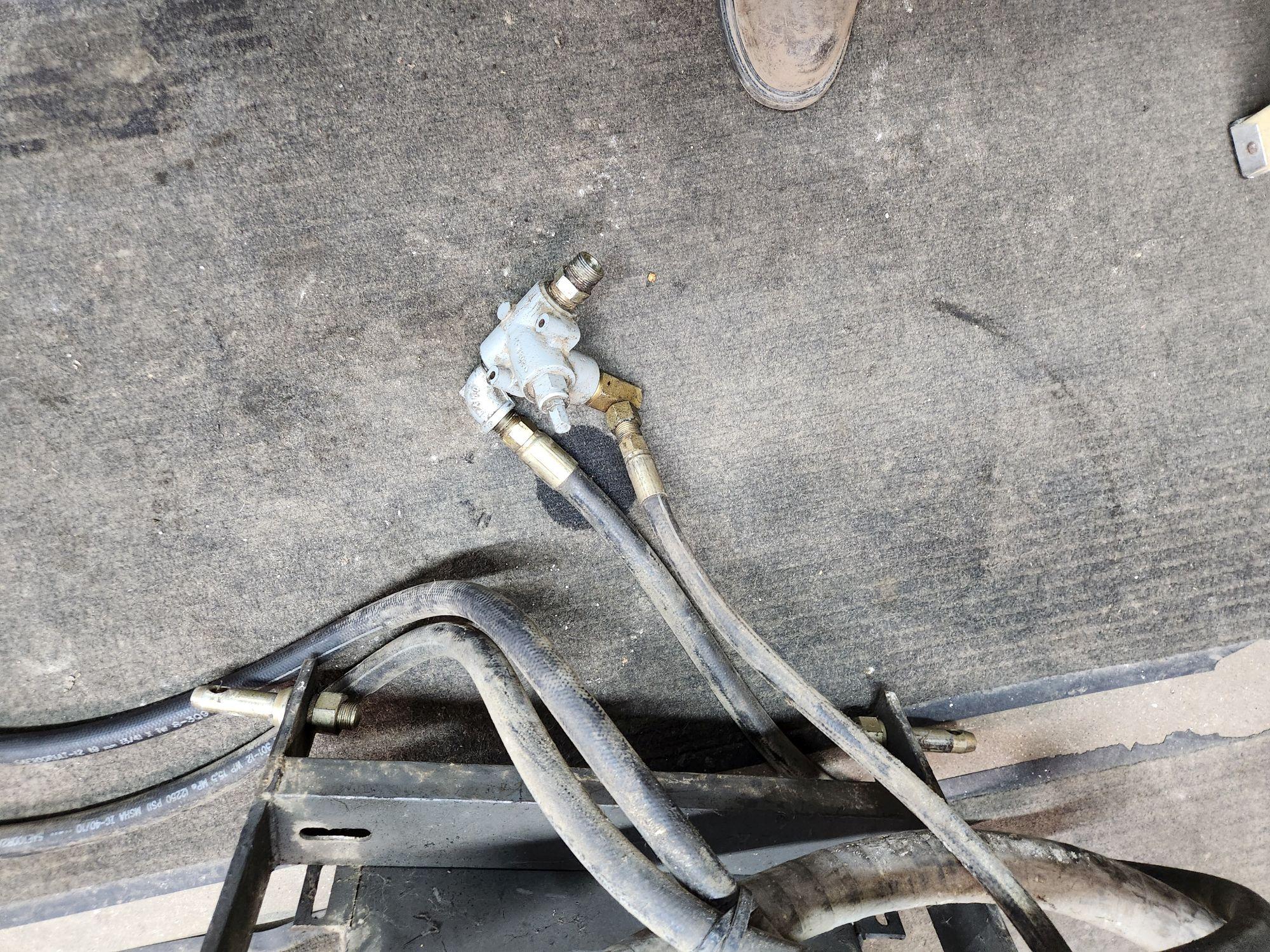 3pt Hyd tank