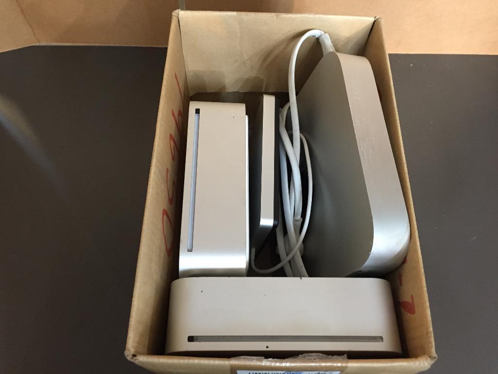 Apple A1176 A1347 Mac Minis & SuperDrive Portable DVD Drive 4pcs